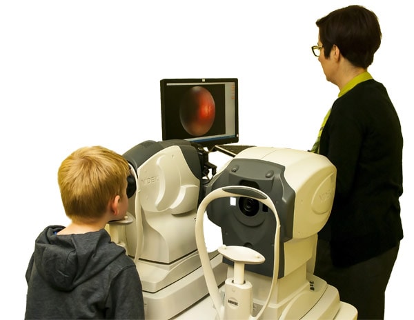 Childrens-eye-exam-accurate-testing